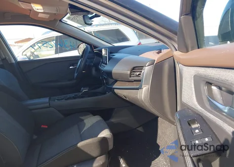 2023 Nissan Rogue Sv Intelligent Awd z USA, uszkodzony, nr VIN JN8BT3BBXPW460892